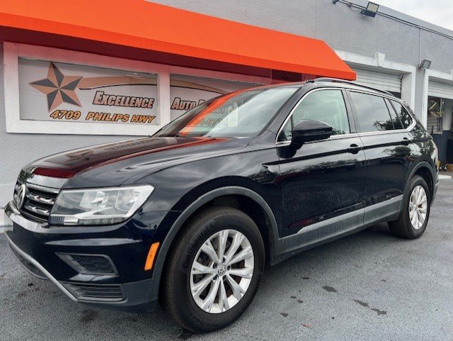 2018 Volkswagen Tiguan SE's photo